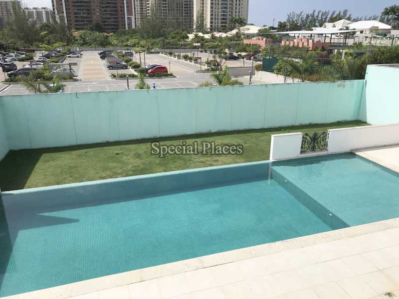 Conheça PISCINA VISTA DE CIMA do imóvel - Casa em Condomínio Barra, Malibu, Barra da Tijuca, Rio de Janeiro, RJ À Venda, 5 Quartos, 2000m² - BAC5596 - 5 PISCINA VISTA DE CIMA