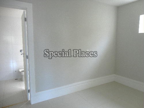 Conheça CLOSET MASTER do imóvel - Casa em Condomínio Barra, Interlagos de Itaúna, Barra da Tijuca, Rio de Janeiro, RJ À Venda, 5 Quartos, 300m² - BAC5711 - 20 CLOSET MASTER