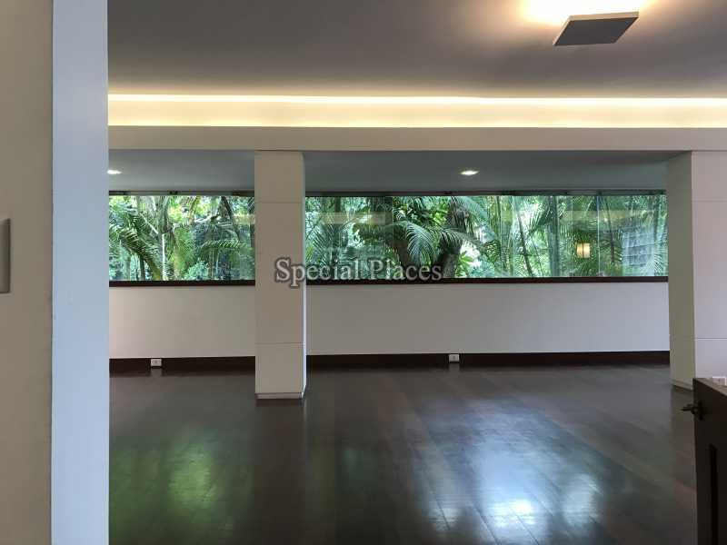 Conheça 2_salao_principal do imóvel - Casa em Condomínio São Conrado, Povoado das Canoas, São Conrado, Rio de Janeiro, RJ À Venda, 4 Quartos, 238m² - BAC941 - 3 2_salao_principal