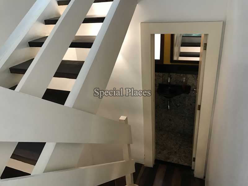 Conheça 10_escada_1 do imóvel - Casa em Condomínio São Conrado, Povoado das Canoas, São Conrado, Rio de Janeiro, RJ À Venda, 4 Quartos, 238m² - BAC941 - 11 10_escada_1