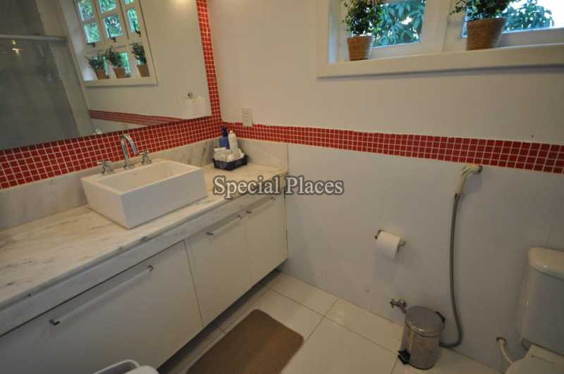 Conheça BANHEIRO SOCIAL 2 do imóvel - Casa em Condomínio Barra, Santa Marina, Barra da Tijuca, Rio de Janeiro, RJ À Venda, 5 Quartos, 500m² - BAC1123 - 23 BANHEIRO SOCIAL 2