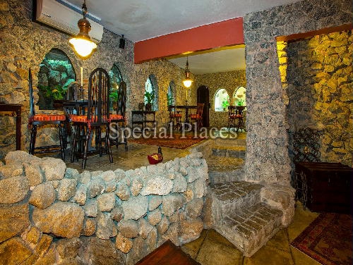 Conheça CAVERNA 6 do imóvel - Casa Joá, Rio de Janeiro, RJ Para Alugar, 6 Quartos, 1100m² - LOC1020 - 26 CAVERNA 6