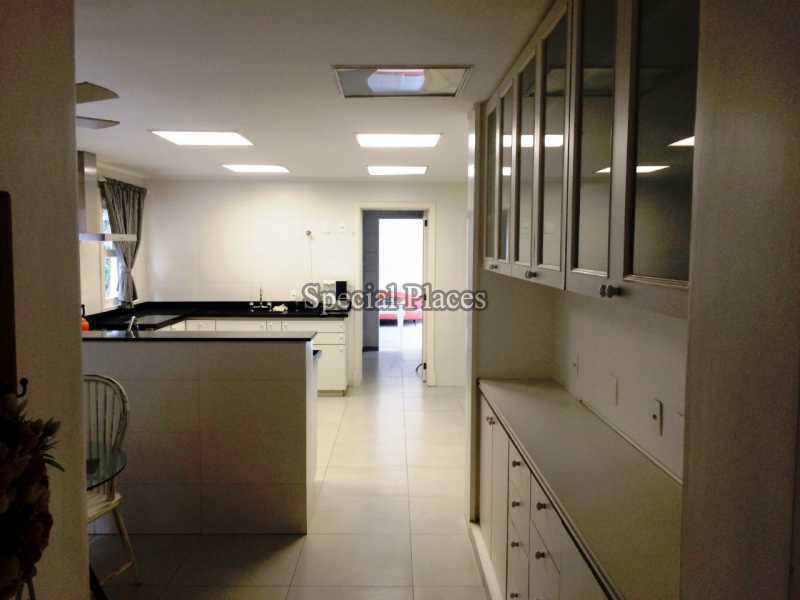 Conheça 0DA025A3-2988-4D52-8BAB-F54FC0 do imóvel - Casa em Condomínio 5 quartos para alugar Barra da Tijuca, Rio de Janeiro - R$ 18.000 - LOC1022 - 7 0DA025A3-2988-4D52-8BAB-F54FC0