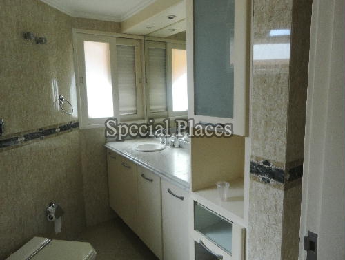 Conheça BANH MASTER do imóvel - Casa em Condomínio Itanhangá, Greenwood Park, Itanhangá, Rio de Janeiro, RJ Para Alugar, 4 Quartos, 760m² - LOC1031 - 21 BANH MASTER