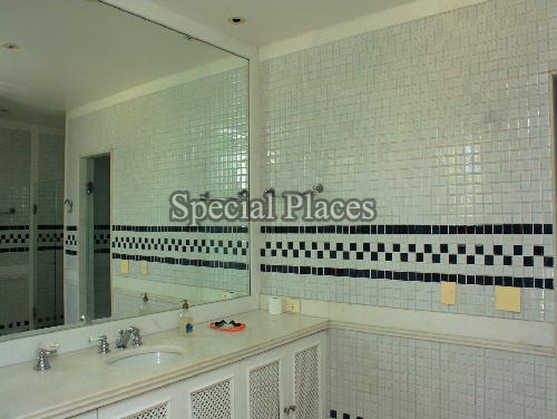 Conheça BANH APOIO PISO do imóvel - Casa em Condomínio 6 quartos para alugar Barra da Tijuca, Rio de Janeiro - R$ 5.000 - LOC1033 - 28 BANH APOIO PISO - Casa em Condomínio 6 quartos para alugar Barra da Tijuca, Rio de Janeiro - R$ 5.000 - LOC1033 - 28