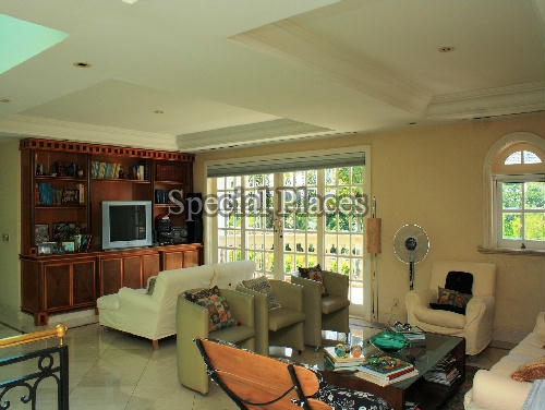 Conheça SALA INTIMA do imóvel - Casa em Condomínio 6 quartos para alugar Barra da Tijuca, Rio de Janeiro - R$ 5.000 - LOC1033 - 17 SALA INTIMA - Casa em Condomínio 6 quartos para alugar Barra da Tijuca, Rio de Janeiro - R$ 5.000 - LOC1033 - 17