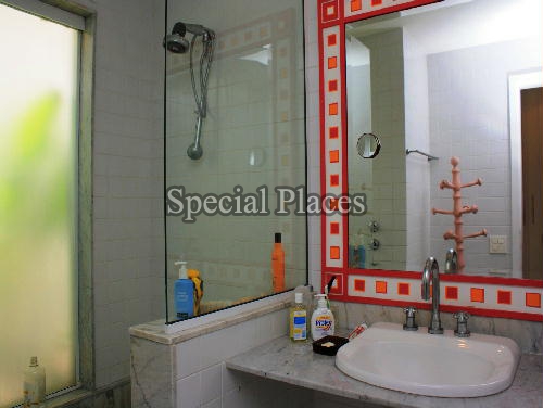Conheça BANHEIRO do imóvel - Casa em Condomínio 3 quartos para alugar Barra da Tijuca, Rio de Janeiro - R$ 2.250 - LOC1036 - 24 BANHEIRO