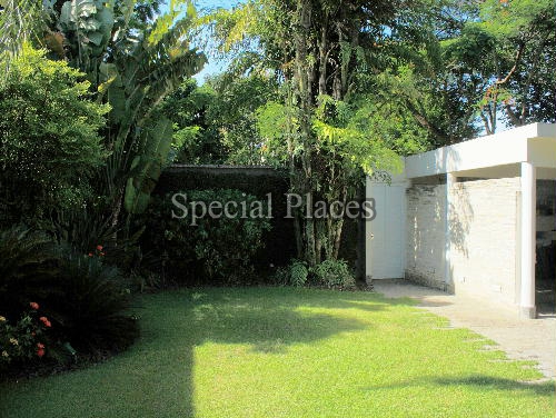Conheça GRAMADO do imóvel - Casa em Condomínio 3 quartos para alugar Barra da Tijuca, Rio de Janeiro - R$ 2.250 - LOC1036 - 8 GRAMADO
