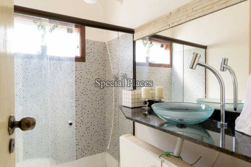 Conheça 22suites Banheiro do imóvel - Casa Itanhangá, Rio de Janeiro, RJ Para Alugar, 10 Quartos, 900m² - LOC1046 - 24 22suites Banheiro