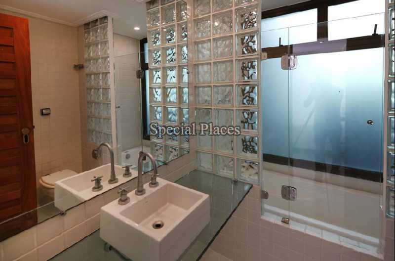 Conheça 26_BANHEIRO do imóvel - Casa em Condomínio 5 quartos para alugar Joá, Rio de Janeiro - R$ 5.000 - LOC1050 - 28 26_BANHEIRO