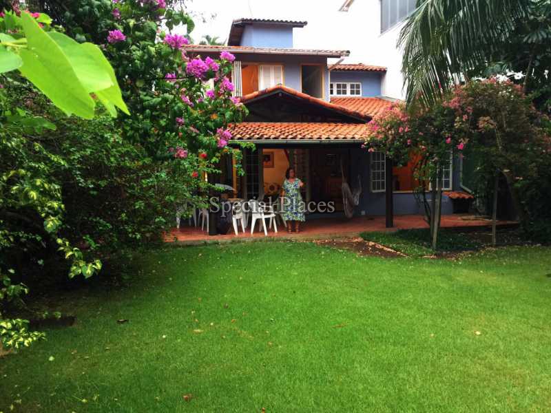 Conheça FACHADA do imóvel - Casa Barra da Tijuca, Rio de Janeiro, RJ Para Alugar, 250m² - LOC1056 - 3 FACHADA