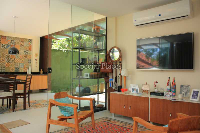 Conheça 08sala do imóvel - Casa À Venda no Condomínio Itanhangá, Verde Vale - Itanhangá - Rio de Janeiro - RJ - BAC5828 - 9 08sala