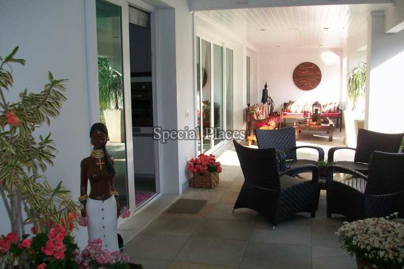 Conheça VARANDÃO do imóvel - Casa em Condomínio 5 quartos à venda Barra da Tijuca, Rio de Janeiro - R$ 10.500.000 - BAC5870 - 7 VARANDÃO