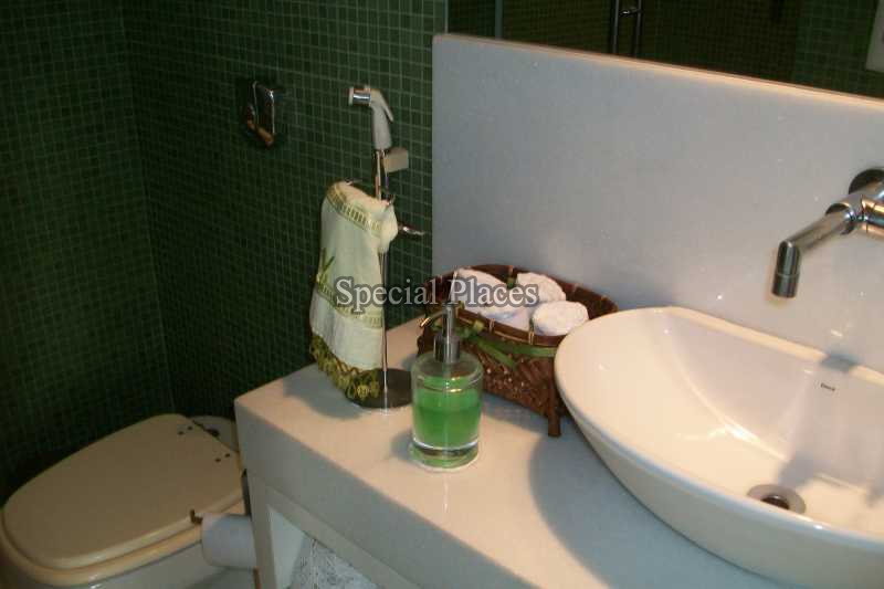 Conheça BANHEIRO LAZER do imóvel - Casa em Condomínio 5 quartos à venda Barra da Tijuca, Rio de Janeiro - R$ 10.500.000 - BAC5870 - 10 BANHEIRO LAZER