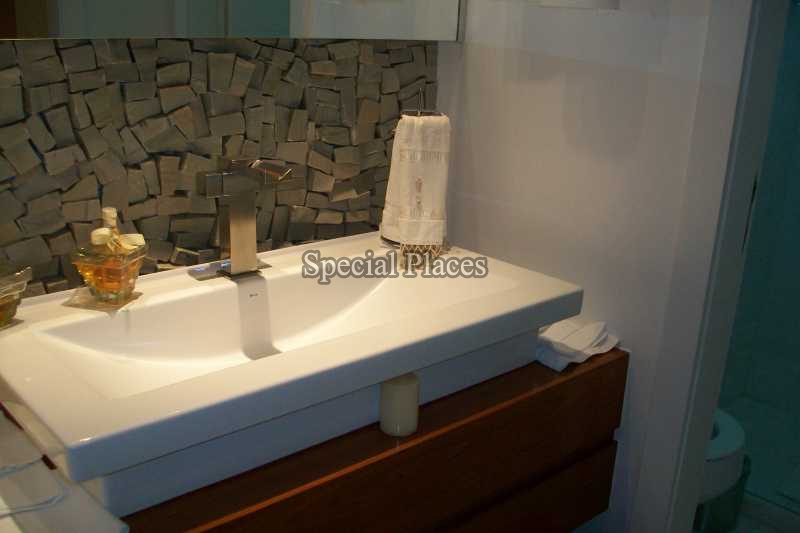 Conheça LAVABO do imóvel - Casa em Condomínio 5 quartos à venda Barra da Tijuca, Rio de Janeiro - R$ 10.500.000 - BAC5870 - 18 LAVABO