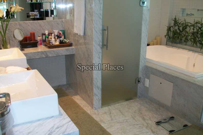 Conheça BANHEIRO MASTER do imóvel - Casa em Condomínio 5 quartos à venda Barra da Tijuca, Rio de Janeiro - R$ 10.500.000 - BAC5870 - 23 BANHEIRO MASTER