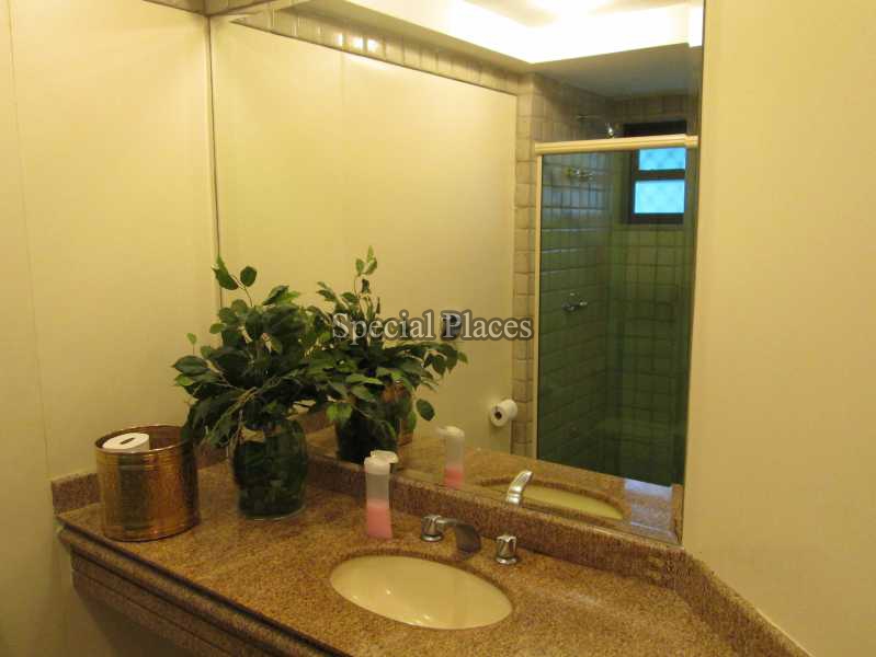 Conheça LAVABO do imóvel - Casa À Venda no Condomínio Itanhangá, Greenwood Park - Itanhangá - Rio de Janeiro - RJ - BAC5881 - 19 LAVABO