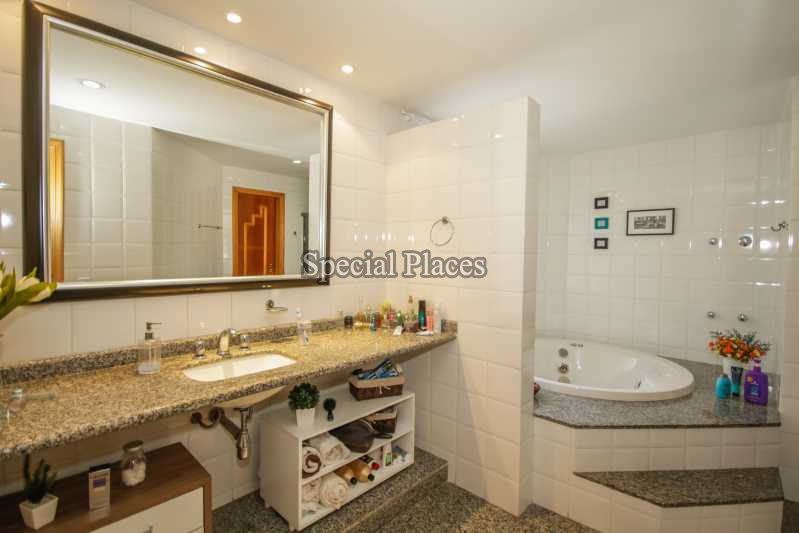 Conheça BANHEIRO MASTER do imóvel - Casa em Condomínio 5 quartos à venda Barra da Tijuca, Rio de Janeiro - R$ 4.600.000 - BAC5883 - 17 BANHEIRO MASTER