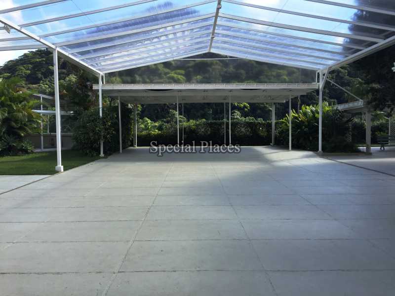 Conheça ÁREA COBERTA do imóvel - Casa 6 quartos para alugar Alto da Boa Vista, Rio de Janeiro - R$ 4.200 - LOC1065 - 15 ÁREA COBERTA