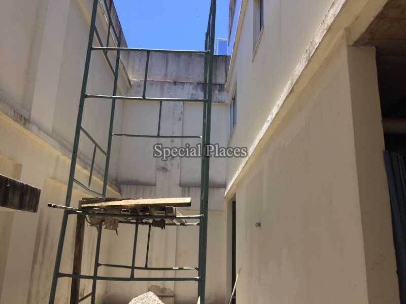 Conheça ESCADA do imóvel - Prédio 1300m² à venda Barra da Tijuca, Rio de Janeiro - R$ 14.000.000 - BAC5798 - 13 ESCADA