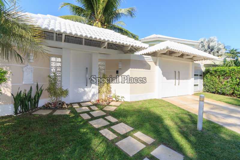 Conheça FACHADA EXTERNA do imóvel - Casa À Venda no Condomínio Barra, Núcleo das Mansões - Barra da Tijuca - Rio de Janeiro - RJ - BAC5910 - 4 FACHADA EXTERNA