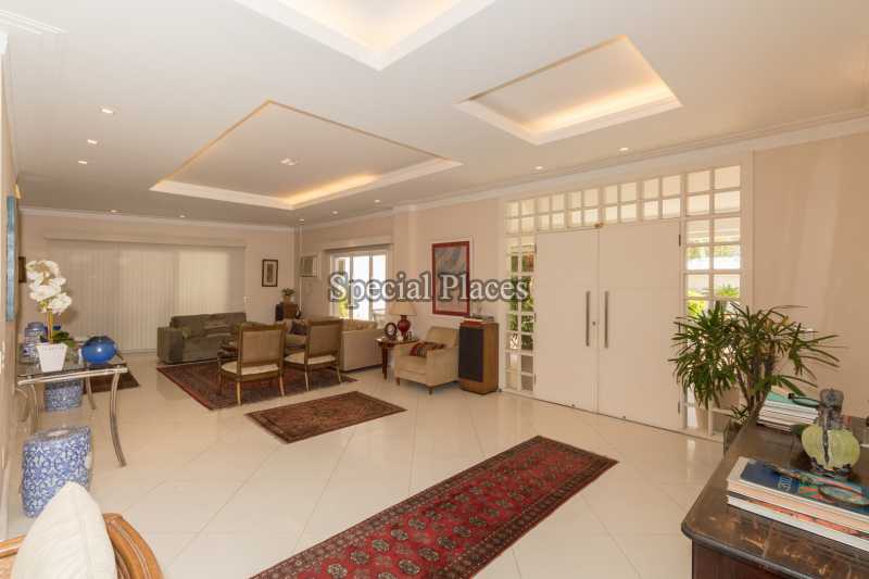 Conheça SALA DE ESTAR do imóvel - Casa À Venda no Condomínio Barra, Núcleo das Mansões - Barra da Tijuca - Rio de Janeiro - RJ - BAC5910 - 9 SALA DE ESTAR