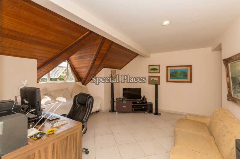 Conheça SÓTÃO do imóvel - Casa À Venda no Condomínio Barra, Núcleo das Mansões - Barra da Tijuca - Rio de Janeiro - RJ - BAC5910 - 22 SÓTÃO