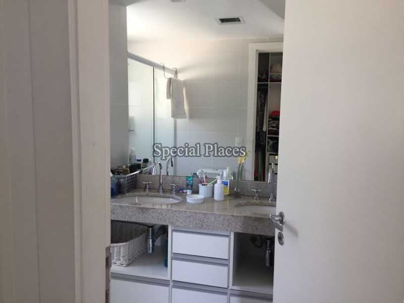 Conheça BANHEIRO SUITE do imóvel - Casa À Venda no Condomínio Recreio, Quintas do Pontal - Recreio dos Bandeirantes - Rio de Janeiro - RJ - BAC5811 - 19 BANHEIRO SUITE
