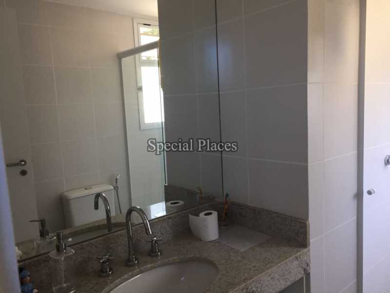 Conheça BANHEIRO SUITE do imóvel - Casa À Venda no Condomínio Recreio, Quintas do Pontal - Recreio dos Bandeirantes - Rio de Janeiro - RJ - BAC5811 - 22 BANHEIRO SUITE