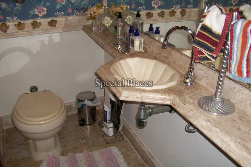 Conheça LAVABO do imóvel - Casa À Venda no Condomínio Barra, Interlagos Quality - Barra da Tijuca - Rio de Janeiro - RJ - BAC5920 - 19 LAVABO