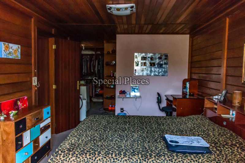 Conheça SUITE MASTER COM CLOSETS do imóvel - Casa em Condomínio 3 quartos para alugar Itanhangá, Rio de Janeiro - LOC1068 - 16 SUITE MASTER COM CLOSETS