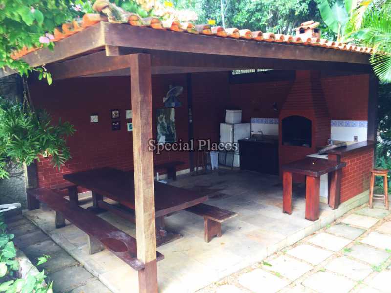 Conheça CHURRASQUEIRA do imóvel - Casa em Condomínio Itanhangá, Greenwood Park, Itanhangá, Rio de Janeiro, RJ Para Alugar, 5 Quartos, 600m² - LOC1069 - 8 CHURRASQUEIRA