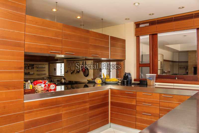 Conheça COZINHA do imóvel - Casa em Condomínio 4 quartos para alugar Itanhangá, Rio de Janeiro - R$ 18.000 - LOC1070 - 15 COZINHA