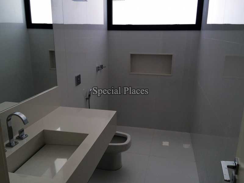 Conheça banheiro suite do imóvel - Casa em Condominio Condomínio Barra, Alphaville, Barra da Tijuca,Rio de Janeiro,RJ Para Alugar,5 Quartos,730m² - LOC1072 - 18 banheiro suite