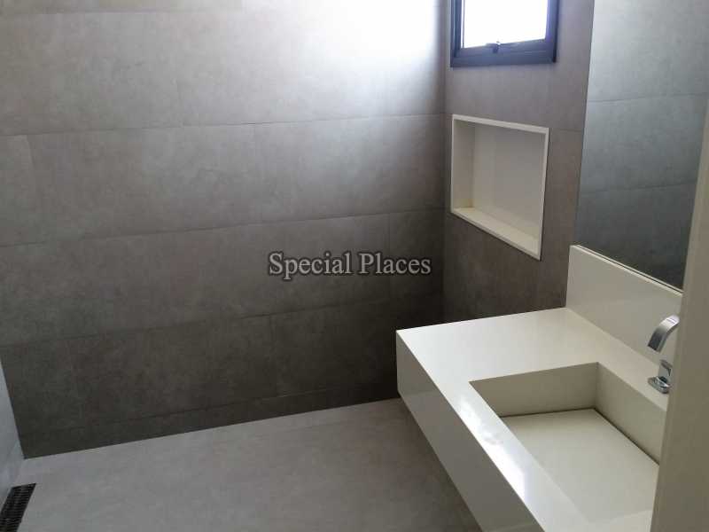 Conheça banheiro suite do imóvel - Casa em Condominio Condomínio Barra, Alphaville, Barra da Tijuca,Rio de Janeiro,RJ Para Alugar,5 Quartos,730m² - LOC1072 - 19 banheiro suite