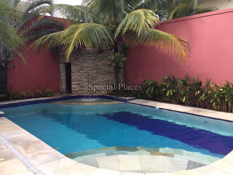 Conheça Piscina do imóvel - Casa em Condomínio Recreio, Maramar, Recreio dos Bandeirantes, Rio de Janeiro, RJ Para Alugar, 5 Quartos, 483m² - LOC1076 - 4 Piscina