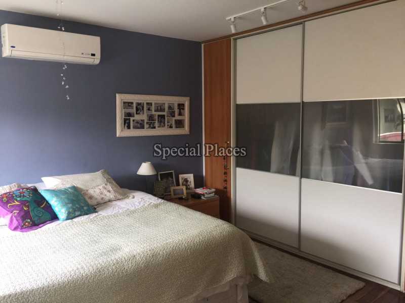 Conheça Suite do imóvel - Casa em Condomínio Recreio, Maramar, Recreio dos Bandeirantes, Rio de Janeiro, RJ Para Alugar, 5 Quartos, 483m² - LOC1076 - 22 Suite