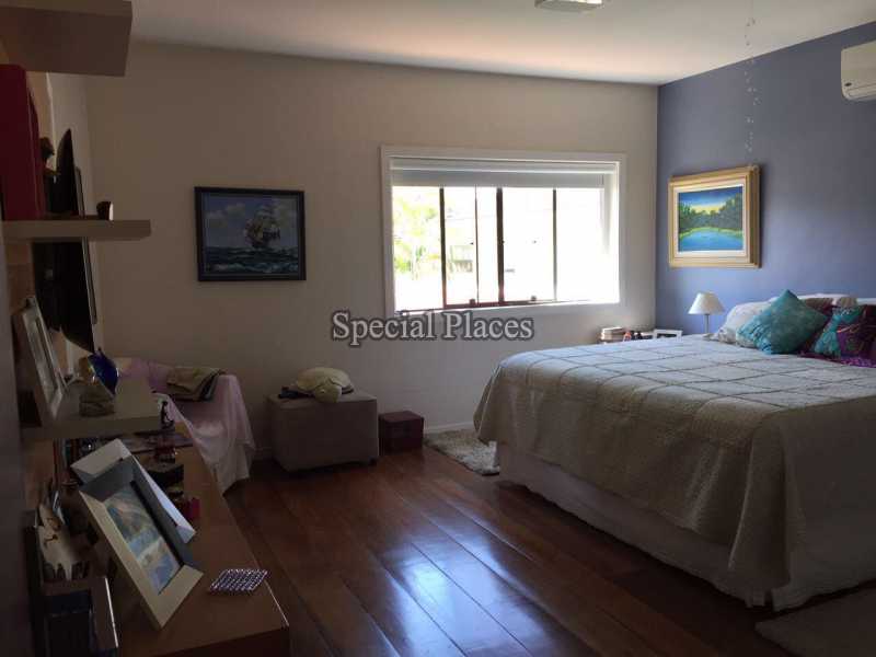 Conheça Suite do imóvel - Casa em Condomínio Recreio, Maramar, Recreio dos Bandeirantes, Rio de Janeiro, RJ Para Alugar, 5 Quartos, 483m² - LOC1076 - 21 Suite