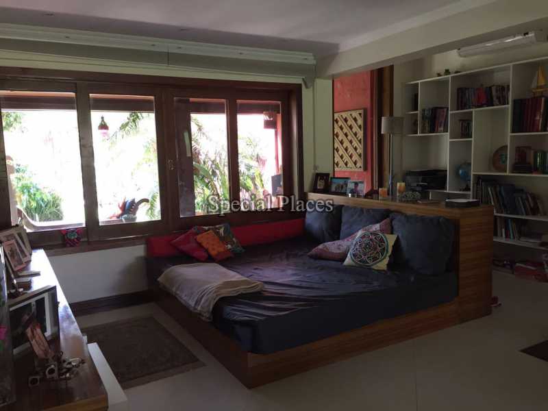 Conheça Suite do imóvel - Casa em Condomínio Recreio, Maramar, Recreio dos Bandeirantes, Rio de Janeiro, RJ Para Alugar, 5 Quartos, 483m² - LOC1076 - 25 Suite