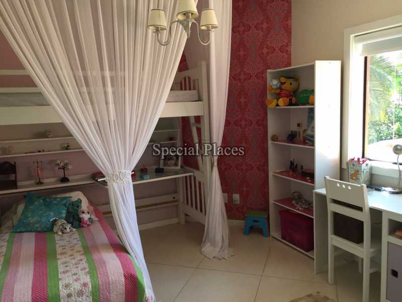 Conheça Suite do imóvel - Casa em Condomínio Recreio, Maramar, Recreio dos Bandeirantes, Rio de Janeiro, RJ Para Alugar, 5 Quartos, 483m² - LOC1076 - 26 Suite