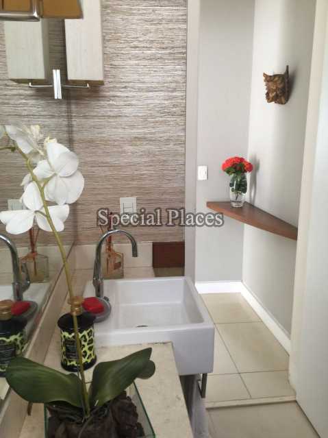 Conheça SUITE do imóvel - Casa em Condomínio Barra, Del Lago, Barra da Tijuca, Rio de Janeiro, RJ Para Alugar, 5 Quartos, 400m² - LOC1082 - 15 SUITE
