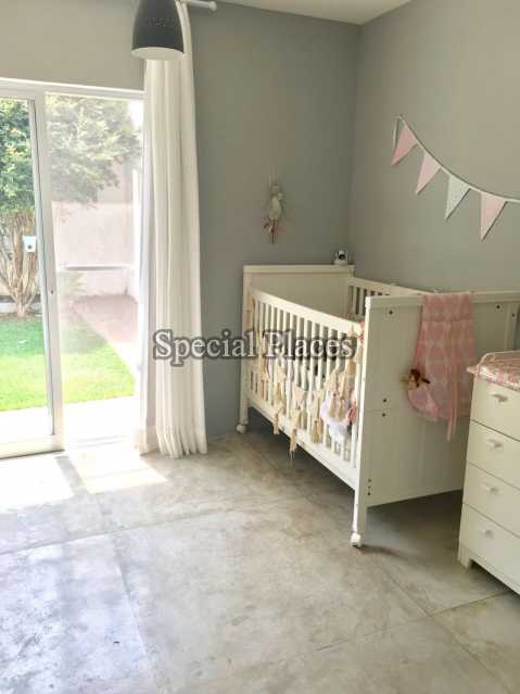 Conheça QUARTO do imóvel - Casa em Condomínio Itanhangá, Eng. N. da Rocha, Itanhangá, Rio de Janeiro, RJ Para Alugar, 3 Quartos, 220m² - LOC1085 - 22 QUARTO