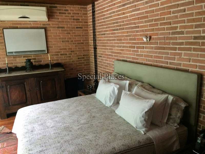 Conheça SUITE 2 do imóvel - Casa em Condominio Condomínio Barra, Núcleo das Mansões, Barra da Tijuca,Rio de Janeiro,RJ Para Alugar,4 Quartos,900m² - LOC1090 - 20 SUITE 2