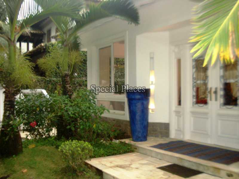 Conheça FACHADA do imóvel - Casa em Condomínio Recreio, Maramar, Recreio dos Bandeirantes, Rio de Janeiro, RJ Para Alugar, 3 Quartos, 290m² - LOC1089 - 3 FACHADA