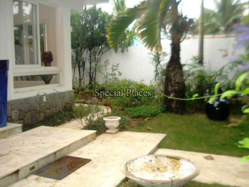 Conheça LATERAL do imóvel - Casa em Condomínio Recreio, Maramar, Recreio dos Bandeirantes, Rio de Janeiro, RJ Para Alugar, 3 Quartos, 290m² - LOC1089 - 5 LATERAL