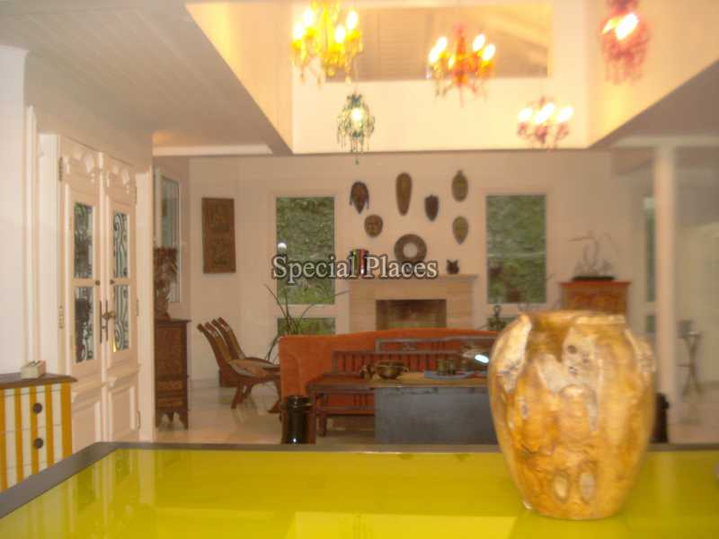 Conheça SALA do imóvel - Casa em Condomínio Recreio, Maramar, Recreio dos Bandeirantes, Rio de Janeiro, RJ Para Alugar, 3 Quartos, 290m² - LOC1089 - 14 SALA