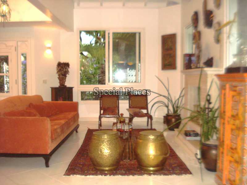 Conheça SALA do imóvel - Casa em Condomínio Recreio, Maramar, Recreio dos Bandeirantes, Rio de Janeiro, RJ Para Alugar, 3 Quartos, 290m² - LOC1089 - 16 SALA