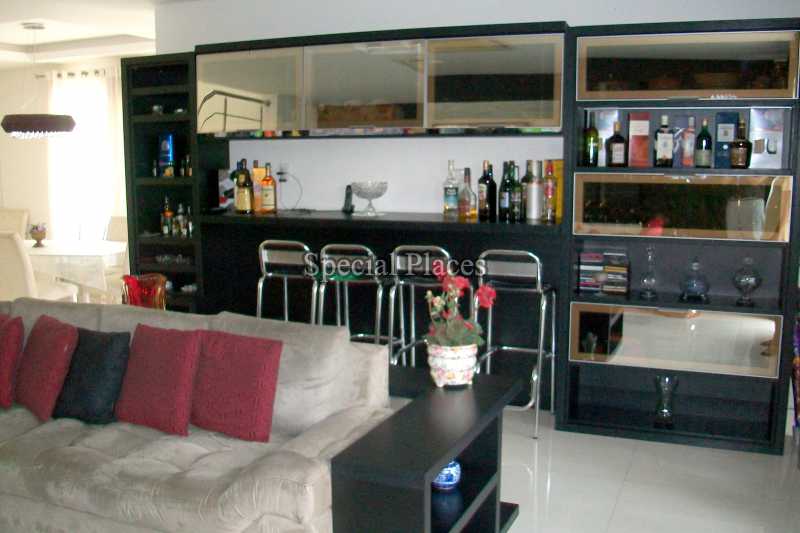 Conheça SALÃO do imóvel - Casa Para Alugar no Condomínio Recreio, Green Place - Recreio dos Bandeirantes - Rio de Janeiro - RJ - LOC1095 - 14 SALÃO