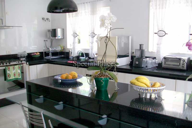 Conheça COPA COZINHA do imóvel - Casa Para Alugar no Condomínio Recreio, Green Place - Recreio dos Bandeirantes - Rio de Janeiro - RJ - LOC1095 - 20 COPA COZINHA