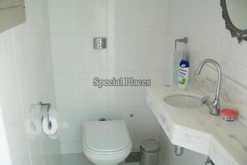 Conheça BANHEIRO LAZER do imóvel - Casa Para Alugar no Condomínio Recreio, Green Place - Recreio dos Bandeirantes - Rio de Janeiro - RJ - LOC1095 - 12 BANHEIRO LAZER